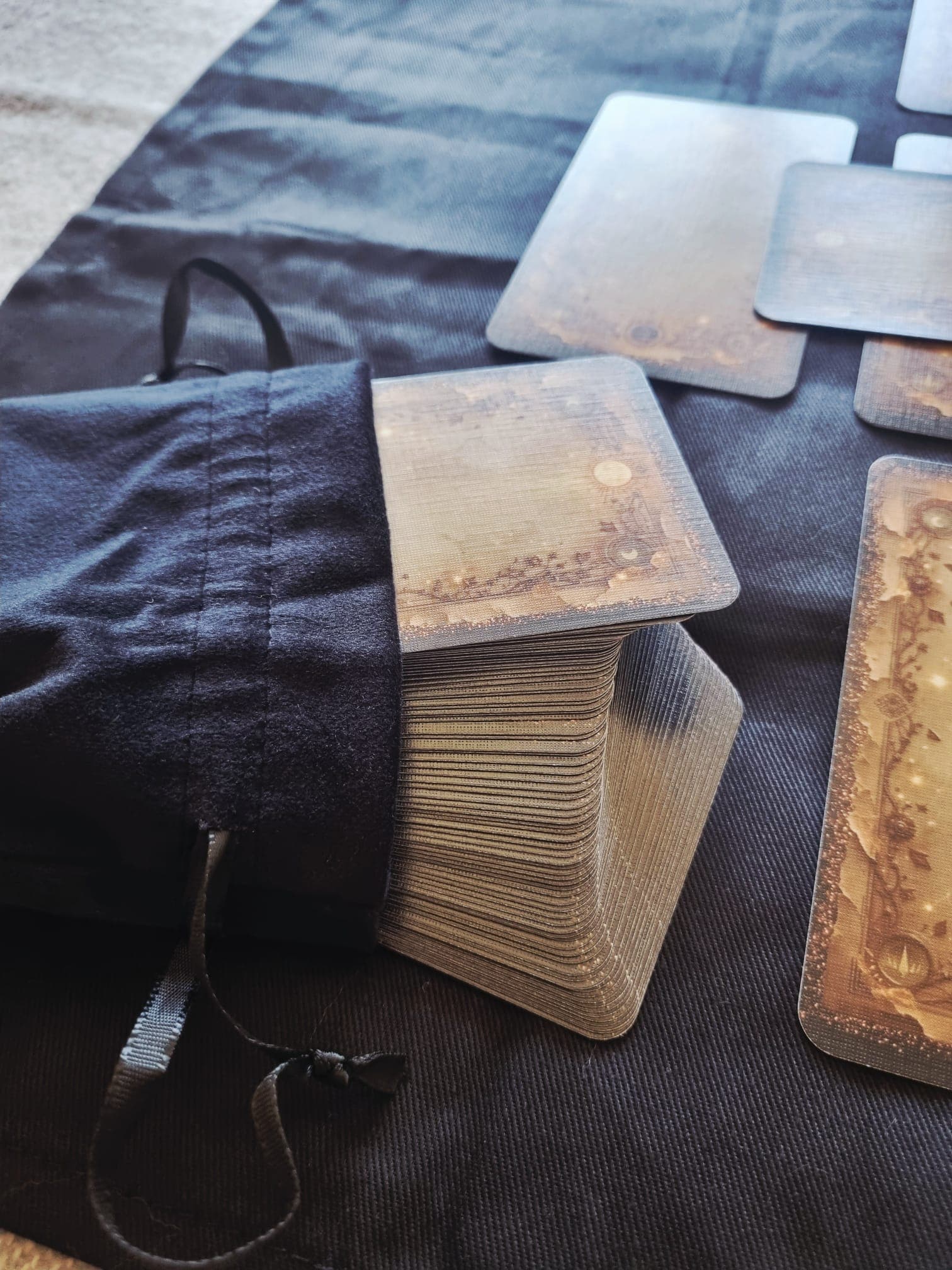 Velvet Tarot Bag & Cloth Set, image 1 of 6
