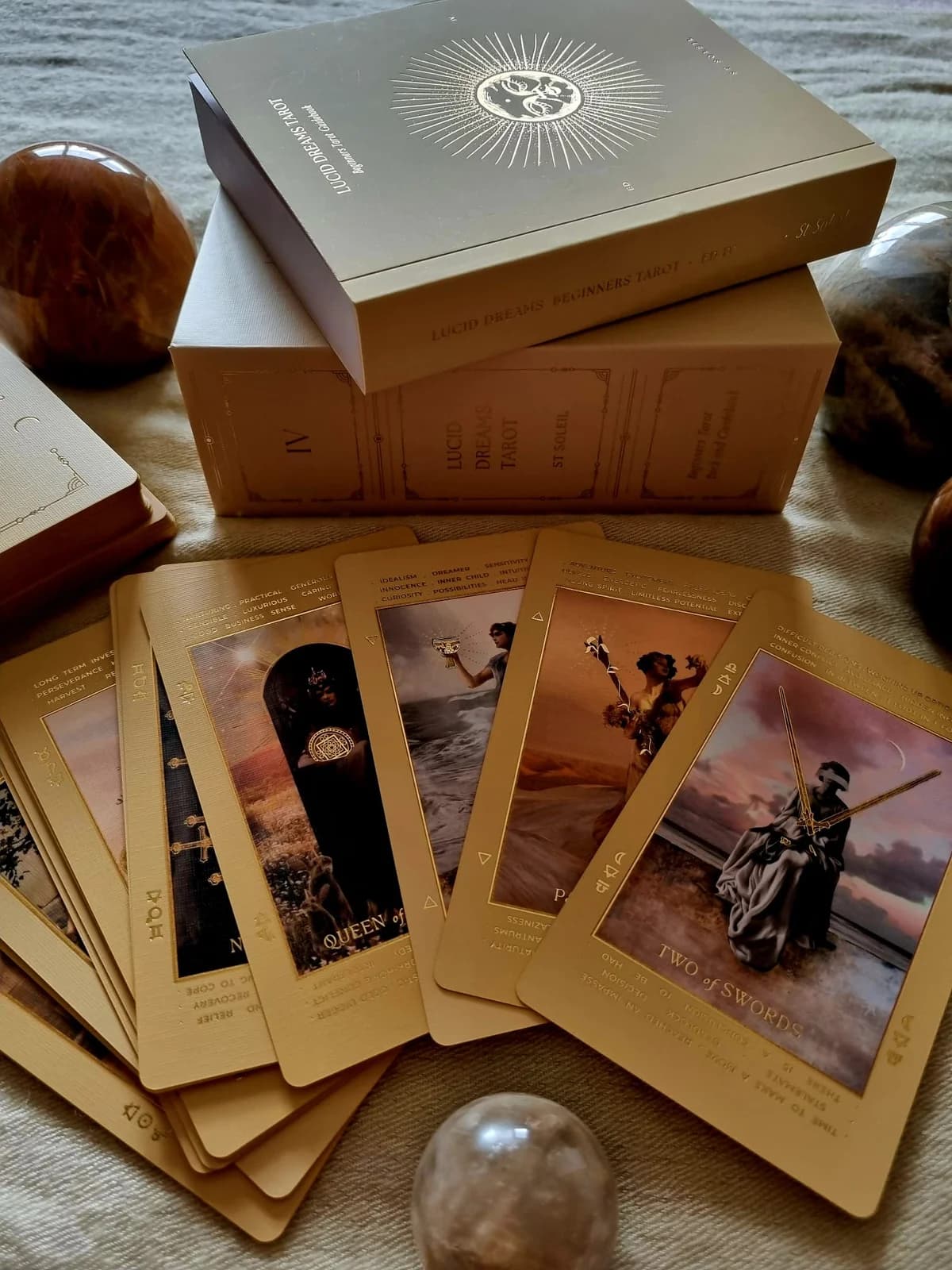 Lucid Dreams Beginners Tarot Deck: Edition IV (Beige)
