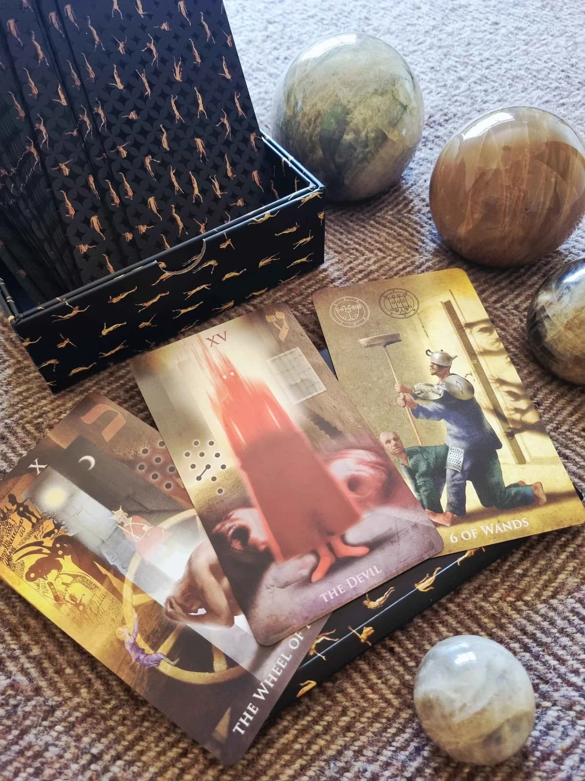 Madhouse Tarot Deck, 78 Cards, Gilded Edges